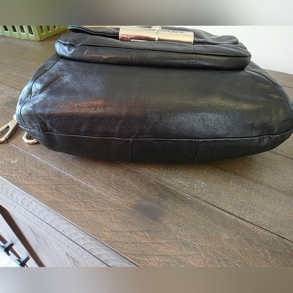 Coach Black Leather Kristen Hobo Bag With Crossbody Strap & Unbranded Charm - Picture 8 of 16